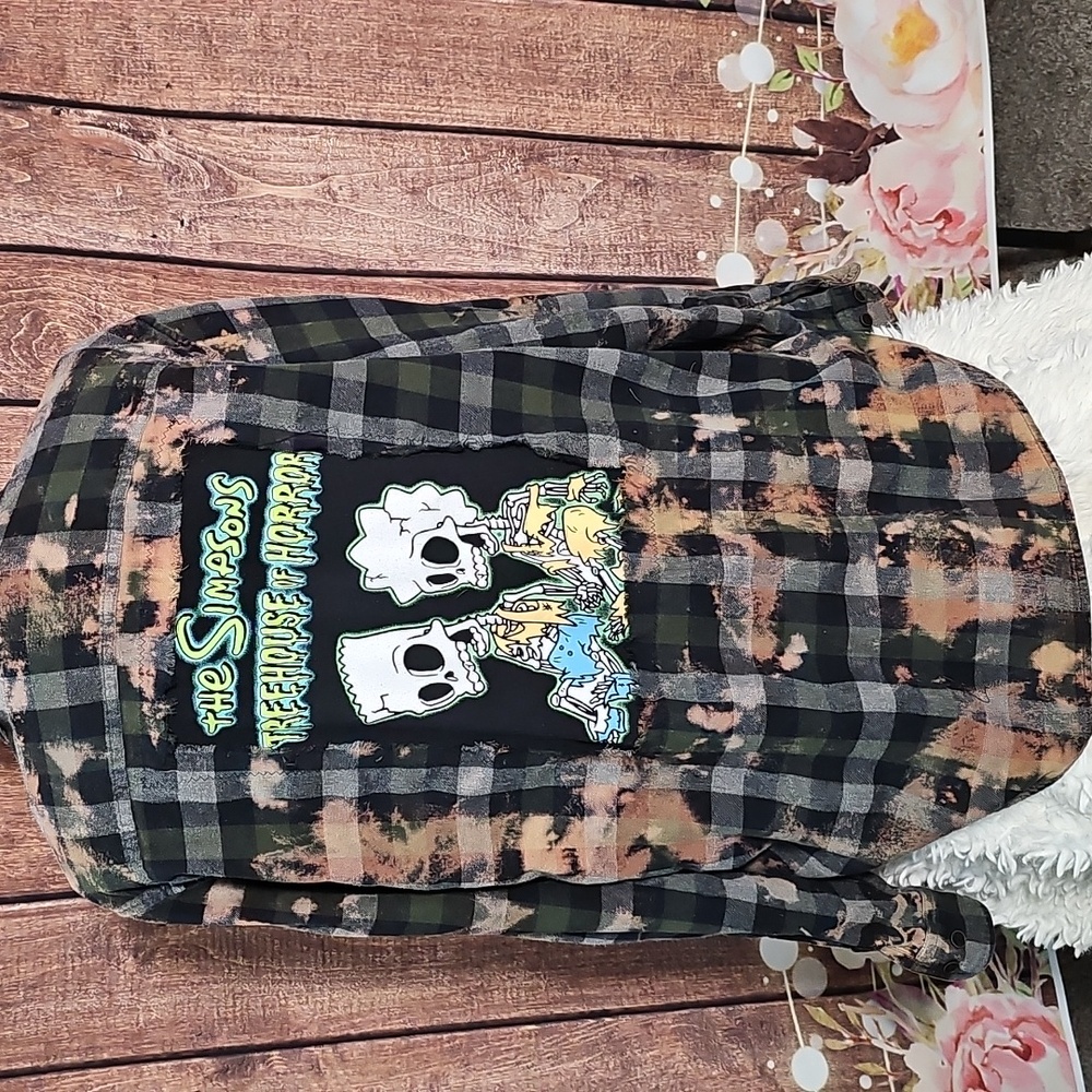 Simpsons Treehouse Of Horror Flannel Unisex